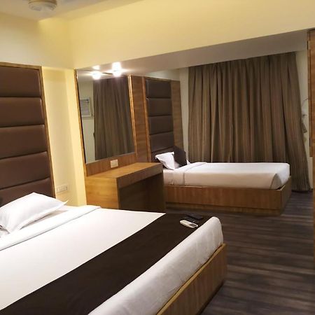 Hotel Heritage Dakshin Navi Mumbai Exterior foto