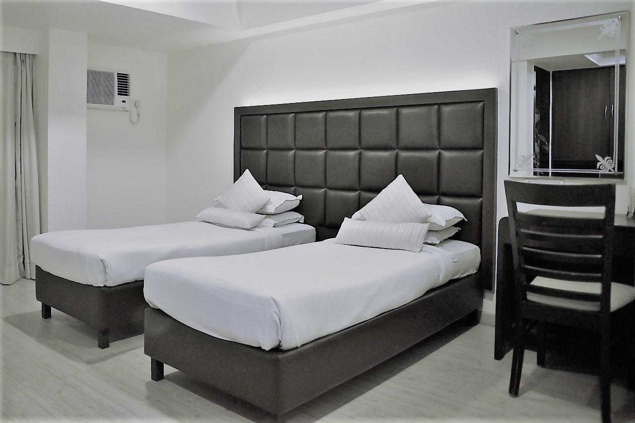 Hotel Heritage Dakshin Navi Mumbai Exterior foto